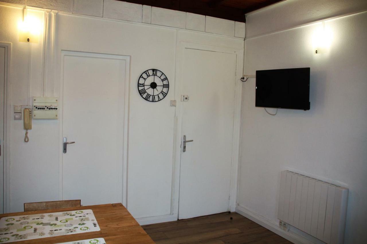 Welcome Calais Centre St Pierre Fontinettes Exterior photo